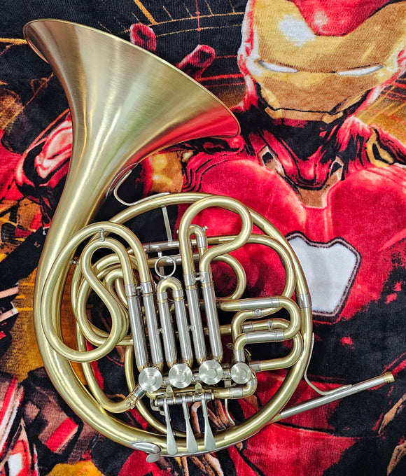 Conn 6D Eastlake Ohio Yellow Brass Double French Horn (Free Postage Lower 48 States)