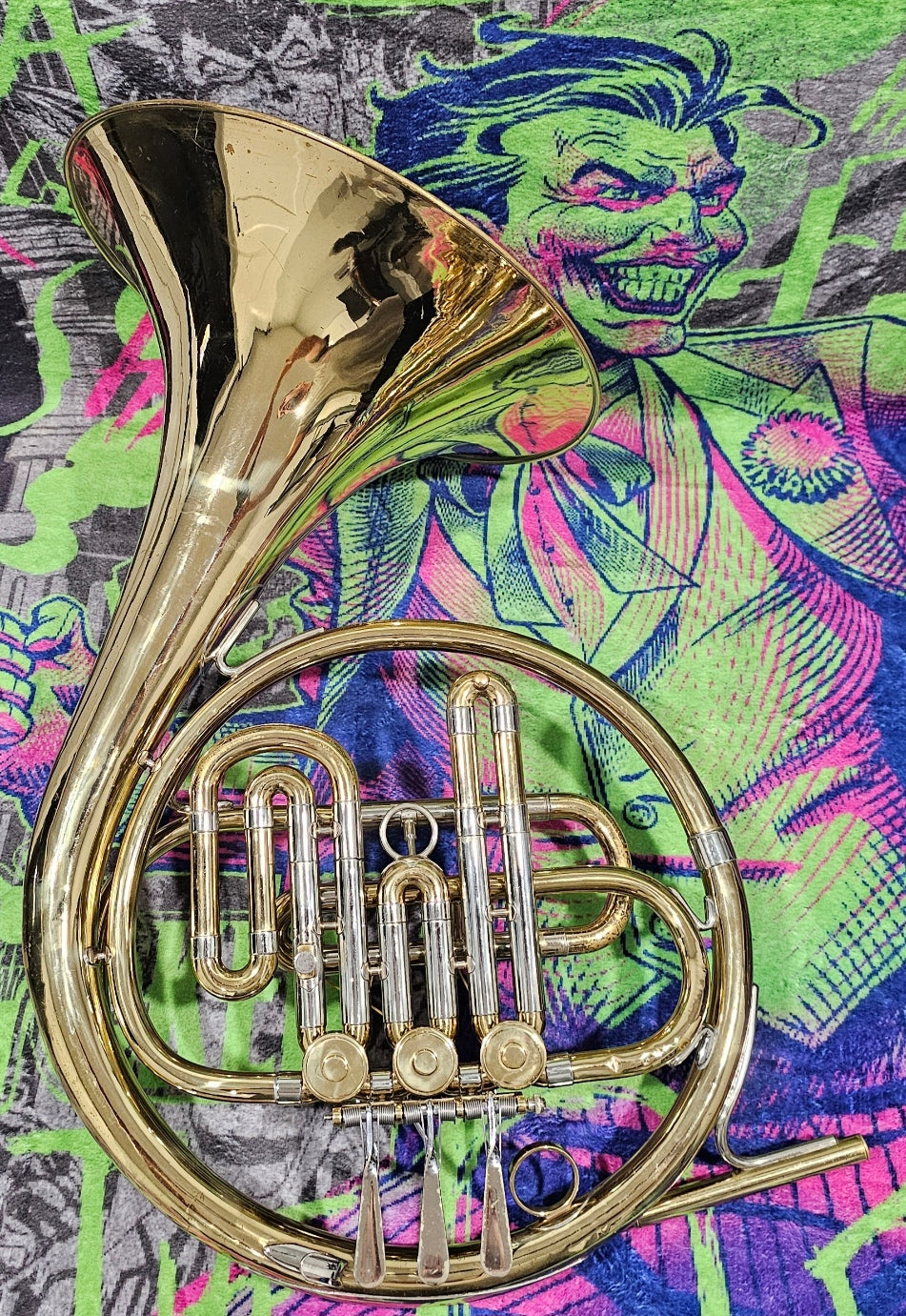 Single French Horns – Tagged 